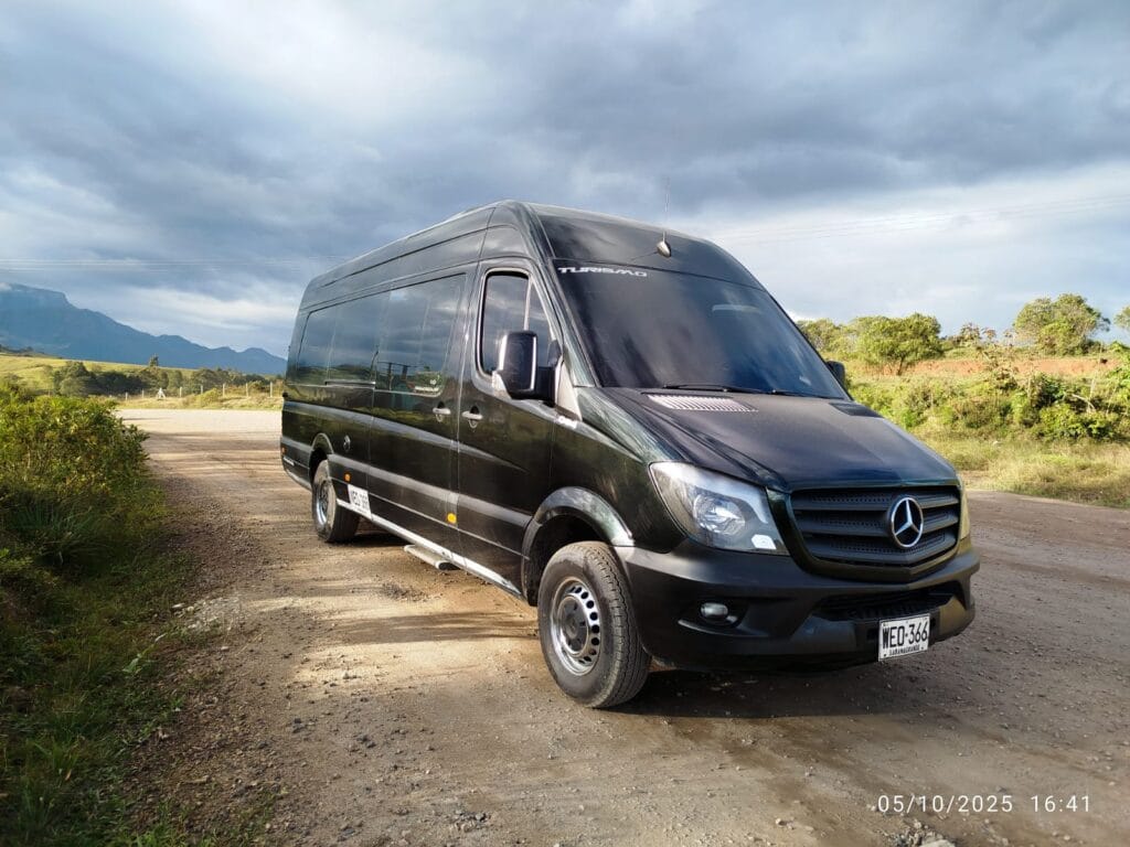 ALQUILER DE VANS MERCEDES BENZ 2